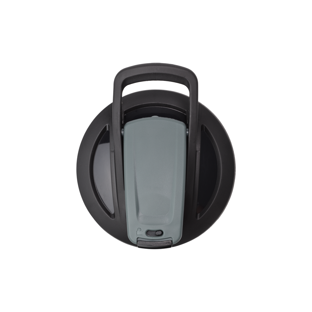 sport-stainless-sleek-c4 BB_Web_25oz_Strada_Sleek_Black_Grey_TopDown.png